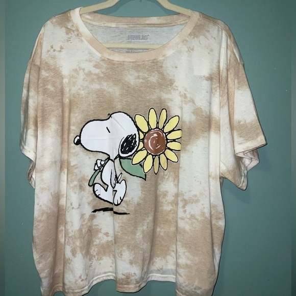 Freeze 24-7 Women’s SNOOPY DAISY TEE COLOR: Beige Tan Dye. Sz 3X - Picture 6 of 6